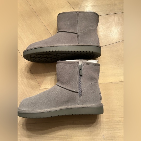 KOOLABURRA by Ugg K Koola Mini Wild Dove (Gray) Size 3 - Picture 2 of 8